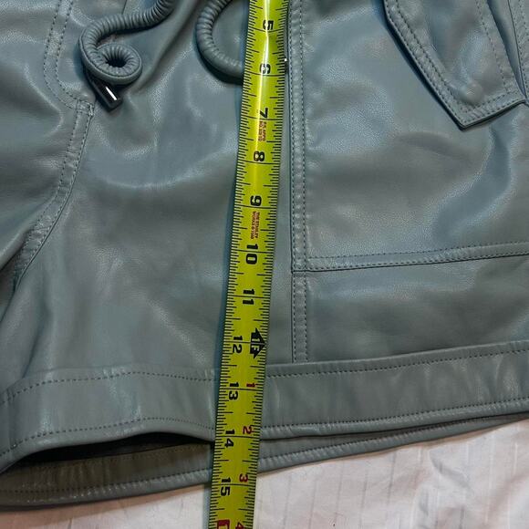 Johnathan Simkhai Doah Womens medium green Vegan Shorts - Picture 4 of 5